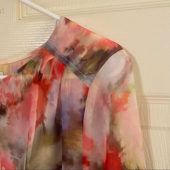 Liz Claiborne water color blouse - Picture 3 of 6
